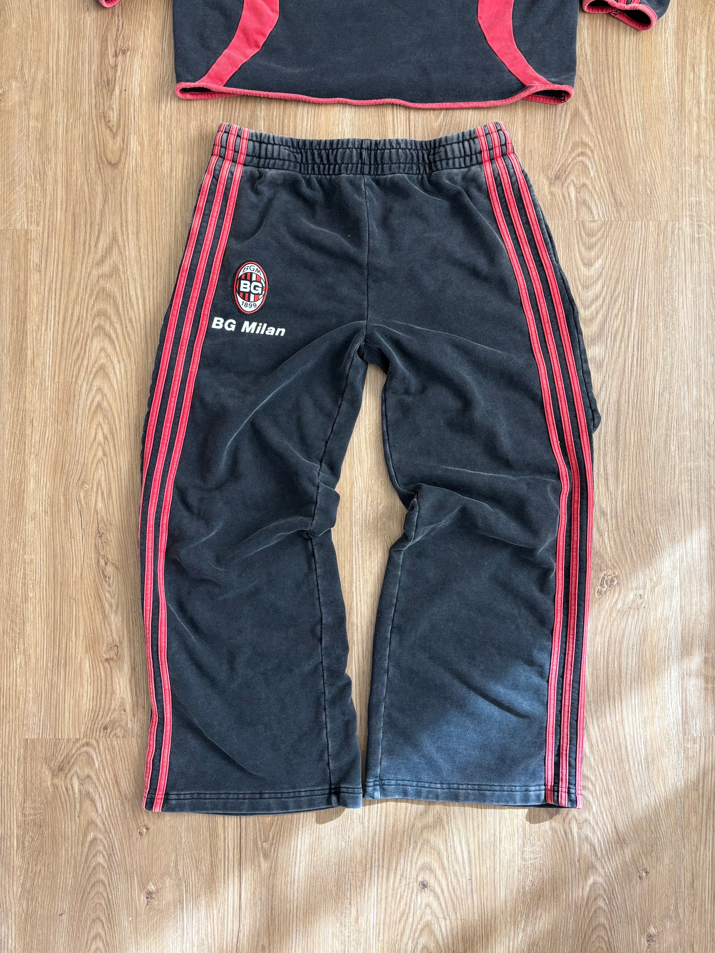 BG Milan Training Kit Sweats