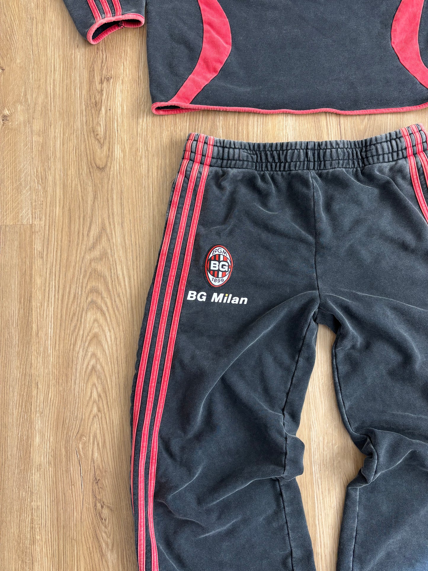 BG Milan Training Kit Sweats